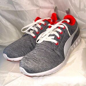 Puma sneakers / shoes